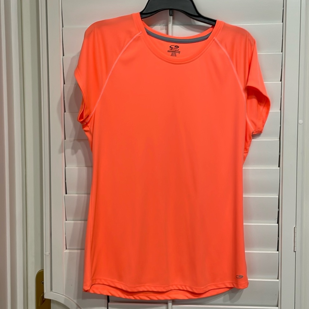 Tangerine C9  Champion XXL Short Sleeve Top. Never Worn, Excellent Condition.